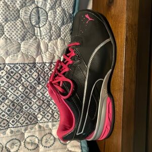 Puma tazon black silver size 9 worn once